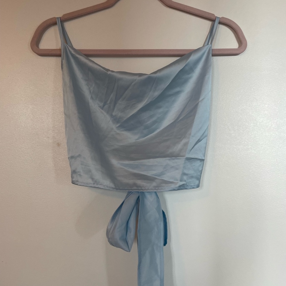 - Never worn! blue shein crop in size small!
